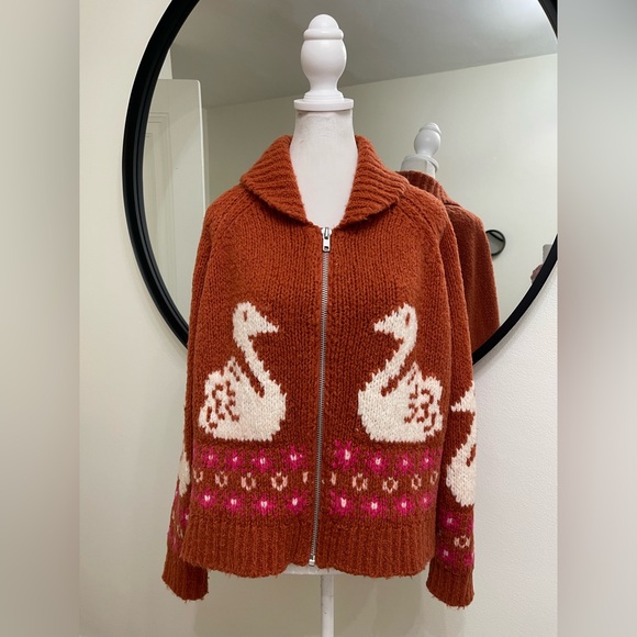 Maeve X Anthropologie zip sweater with adorable swans! Size medium petite - Picture 4 of 9